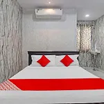 Hotel O Raghavendra Lodge