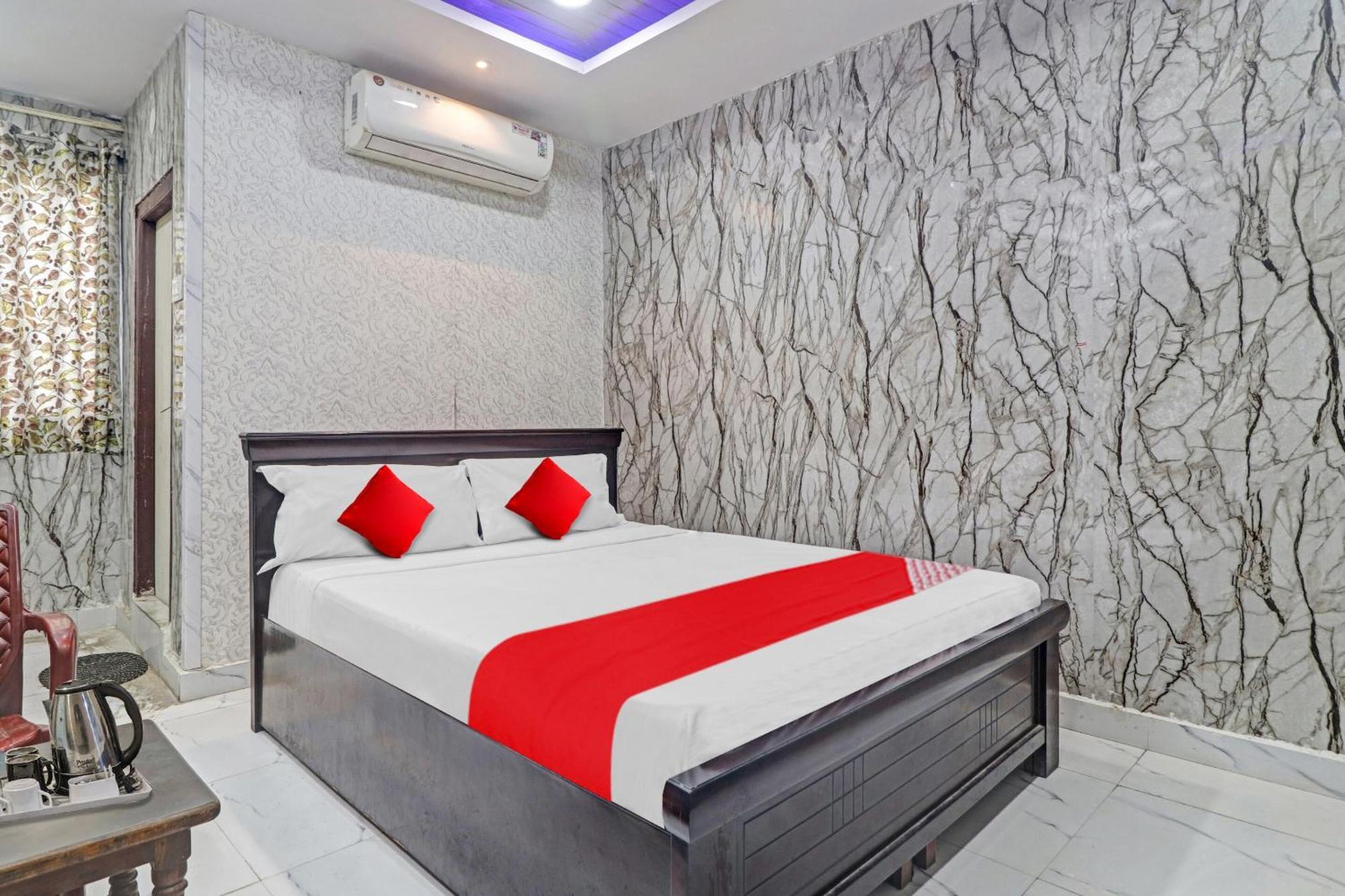 O Raghavendra 3* Hyderabad