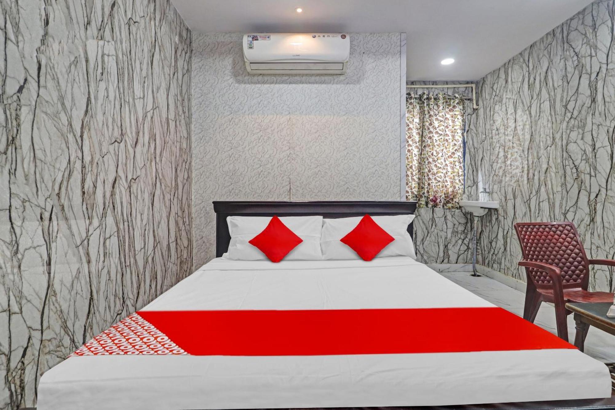 Hotel O Raghavendra
